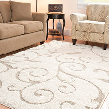 Load image into Gallery viewer, Hand-woven Ultimate Cream/ Beige Shag Rug (5'3 x 7'6)