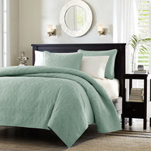 Load image into Gallery viewer, Twin / Twin XL size Coverlet Quilt Set with Sham in Seafoam Blue Green