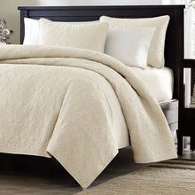 Load image into Gallery viewer, Full / Queen Ivory Beige Quilted Coverlet Quilt Set with 2 Shams
